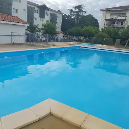 Reve De Bisca Appartement Spacieux Avec Jardin Privatif Piscine Et Parking Prives Biscarrosse Esterno foto