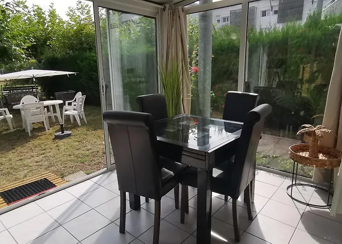 Reve De Bisca Appartement Spacieux Avec Jardin Privatif Piscine Et Parking Prives