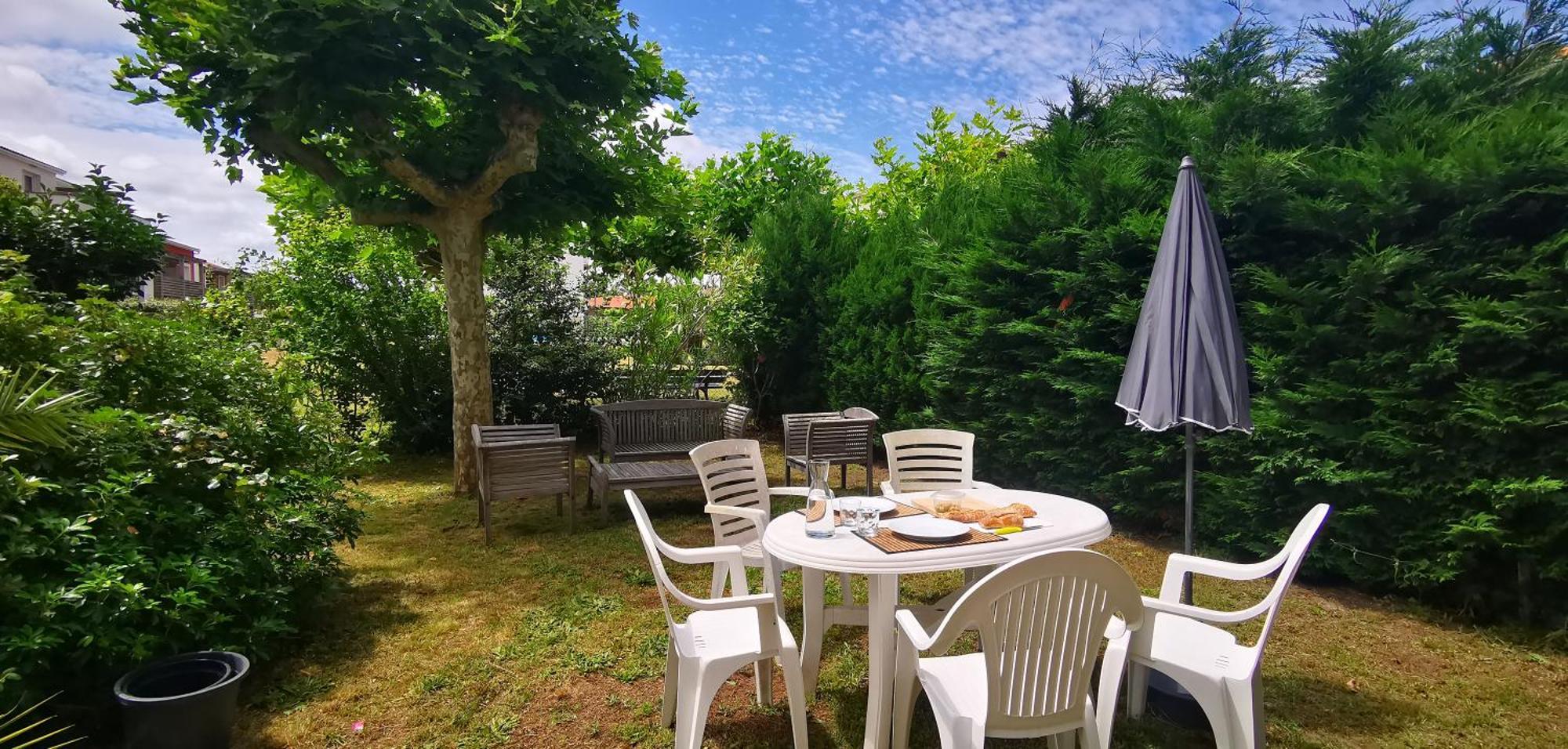 Reve De Bisca Spacieux Avec Jardin Privatif Piscine Et Parking Prives Apartment *