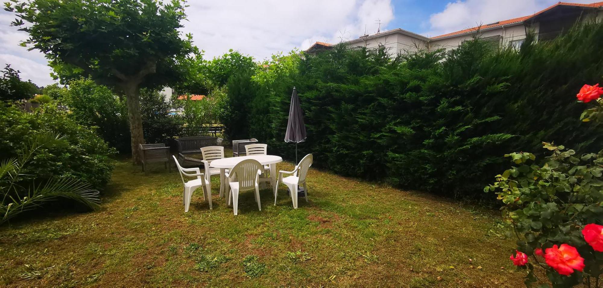 Apartment Reve De Bisca Spacieux Avec Jardin Privatif Piscine Et Parking Prives Biscarrosse